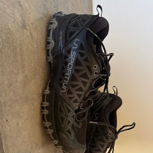 La Sportiva Bushido II women’s Black Trail Running Shoes